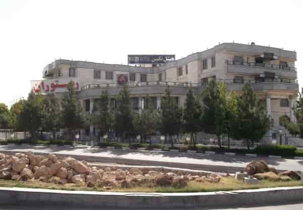 نگین