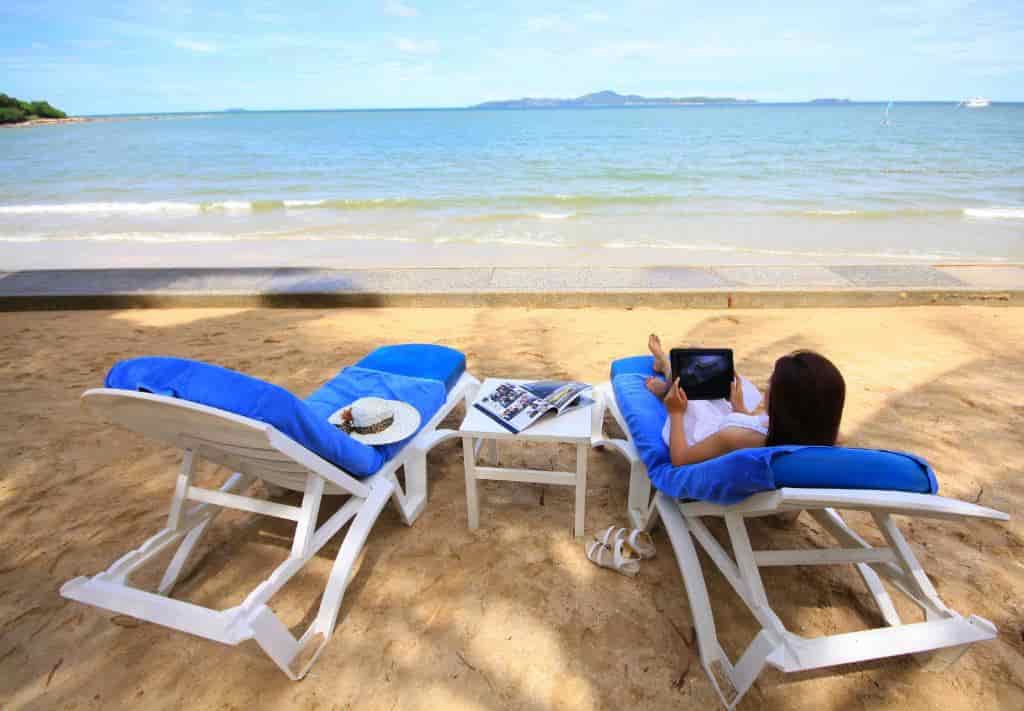 رویال کلیف بیچ (Royal Cliff Beach)