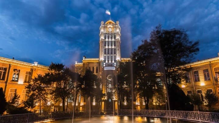 میدان ساعت تبریز را کامل بشناسید + تصاویر، آدرس و جزئیات