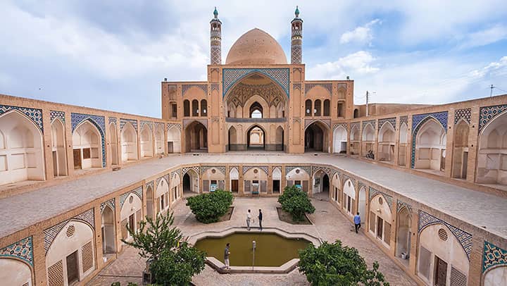 هتل های نزدیک مسجد جامع یزد همراه با آدرس و معرفی امکانات