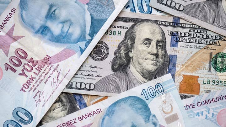 برای سفر توریستی به ترکیه لیر بخریم یا دلار؟
