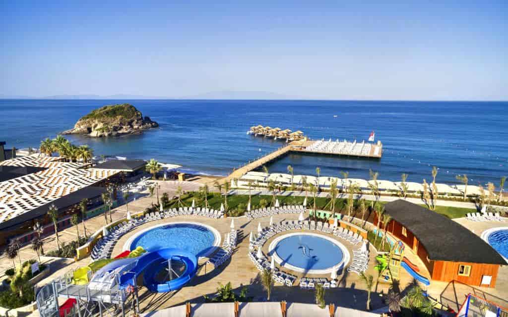سانیس افس رویال (Sunis Efes Royal)