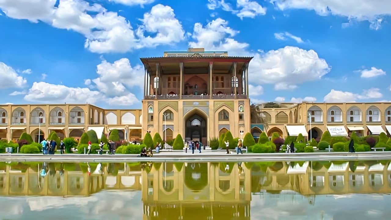سوغات اصفهان چیست؟ - با سوغاتی های اصفهان بطور کامل آشنا شوید