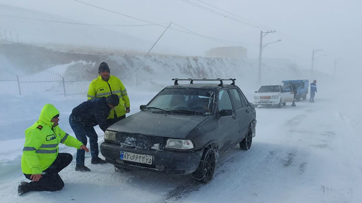 برف و باران در اغلب مناطق کشور/ کاهش محسوس دما 