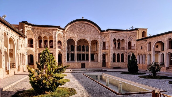 عمارت طباطبائی‌ها